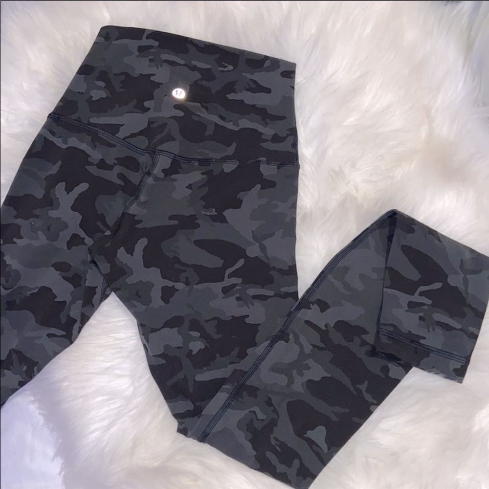 camo lululemon leggings